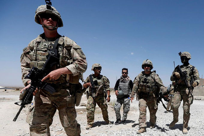 Binh sĩ Mỹ tuần tra tại căn cứ thuộc tỉnh Logar, Afghanistan. Ảnh: Reuters.