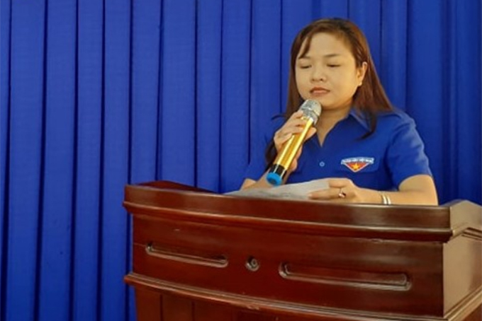 Chị Cao Thị Ngọc Thanh, Bí Thư Huyện đoàn Khánh Vĩnh phát biểu tại buổi tập huấn.