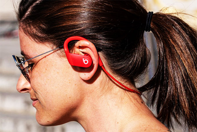 Apple trình làng tai nghe Powerbeats 4 mới, thời lượng pin dài hơn