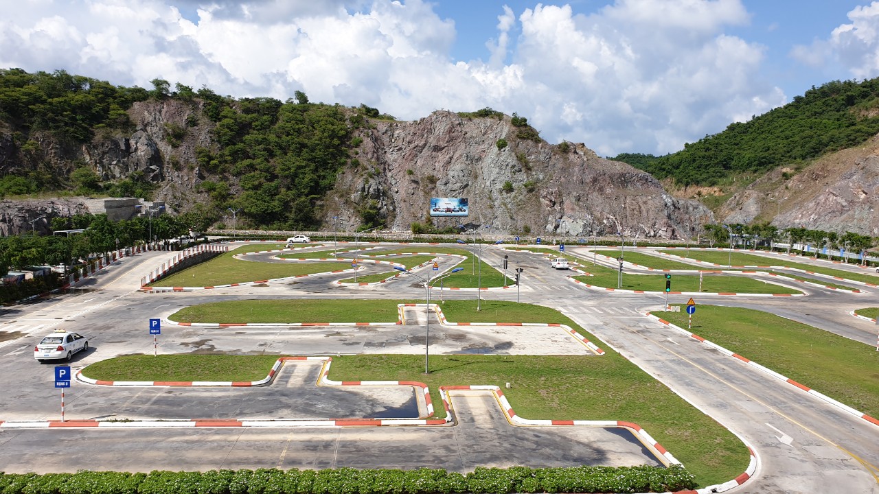 Tạm dừng sát hạch lái xe để chống dịch Covid-19