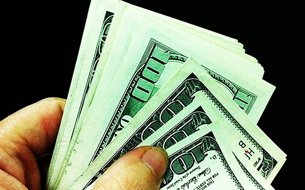 Chỉ số US Dollar Index tăng vọt, vượt ngưỡng 100 điểm