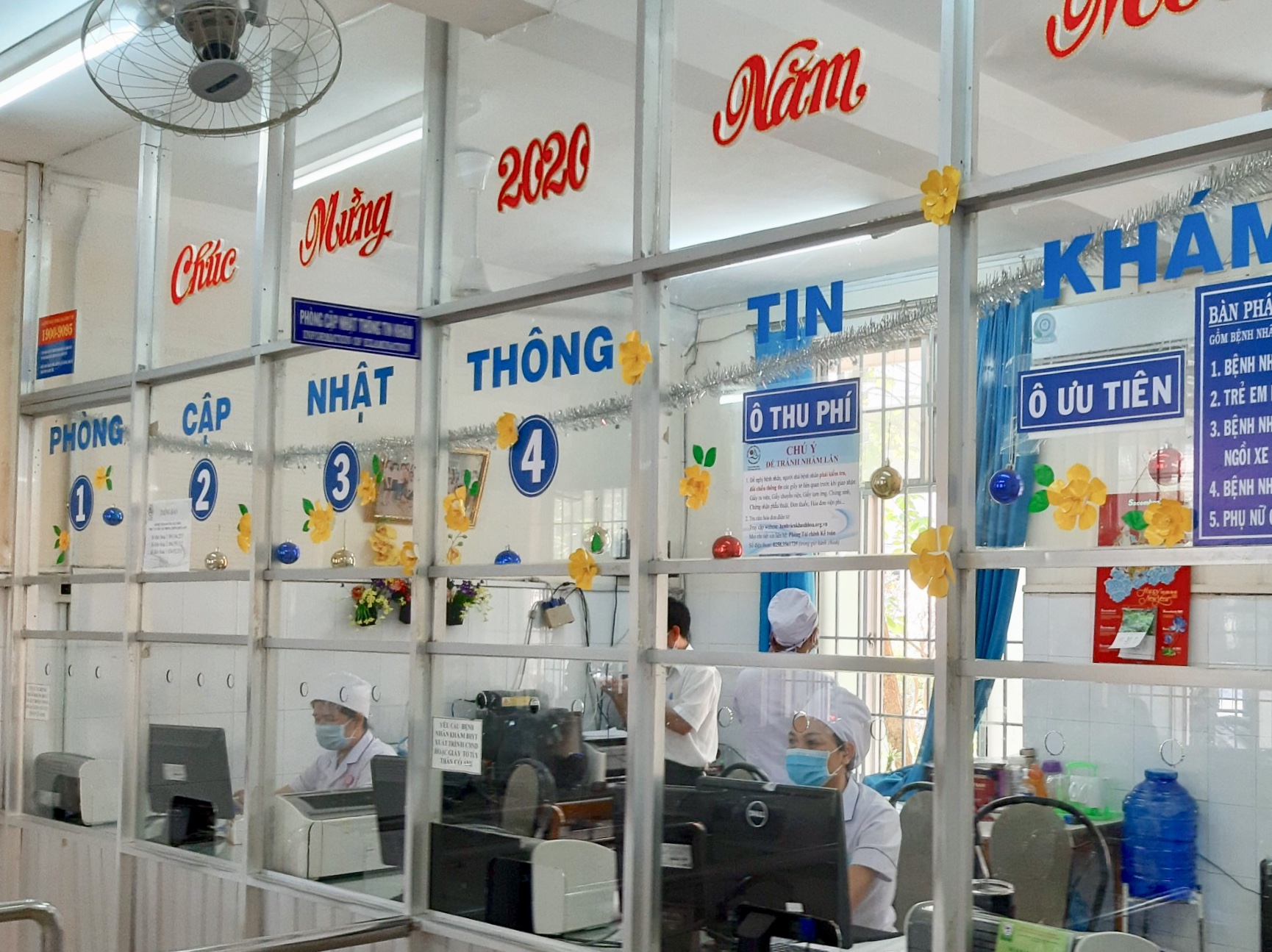 Bệnh viện Đa khoa tỉnh Khánh Hòa  thực hiện đăng ký khám bệnh qua điện thoại