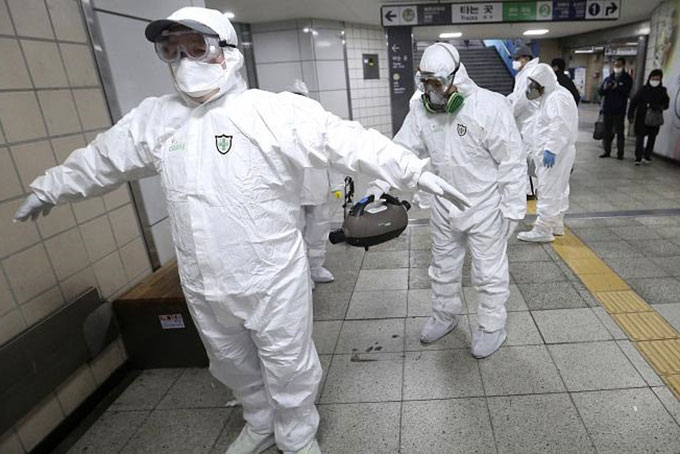 Hơn 13.000 bác sĩ Mỹ gửi thư lên quốc hội yêu cầu được bảo vệ trước dịch Covid-19