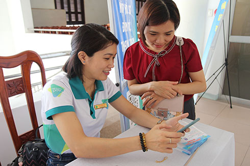 Hướng dẫn người dân thanh toán trực tuyến trên Trung tâm Dịch vụ hành chính công trực tuyến tỉnh Khánh Hoà.