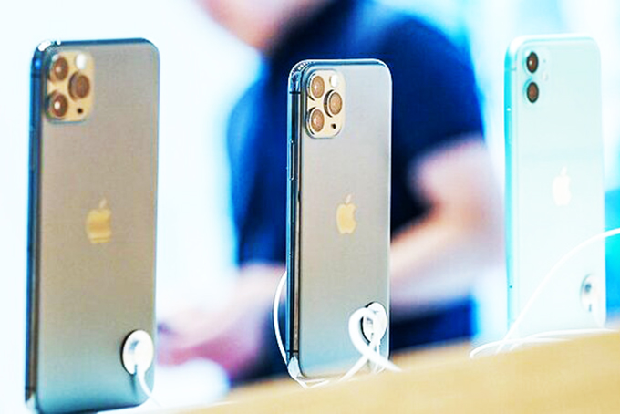 Giá bán của iPhone 11, 11 Pro và 11 Pro Max hàng xách tay ở Việt Nam đang rẻ hơn Apple Store Mỹ. 
