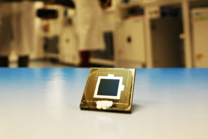 Pin mặt trời mới đạt hiệu suất gấp đôi