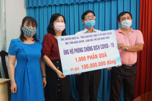 UBMTTQ Việt Nam TP. Nha Trang tiếp nhận ủng hộ 1.000 suất quà