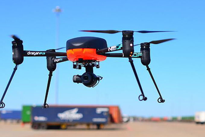Drone kiểm tra thân nhiệt từ khoảng cách 60 m