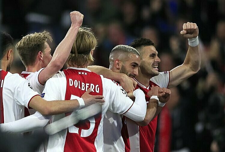 Giải vô địch quốc gia Hà Lan đã tuyên bố hủy mùa giải 2019-2020 mà không có câu lạc bộ vô địch.