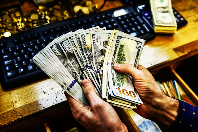 Tỷ giá ngoại tệ ngày 25/4: Cuối tuần USD tăng giá