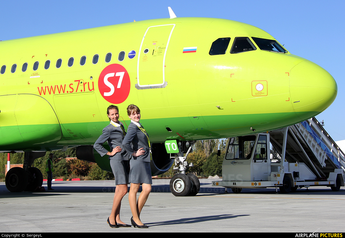 Siberia Airlines tổ chức chuyến bay đưa khách Nga về nước