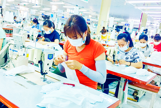 Khanh Hoa focuses on removing difficulties for production and business