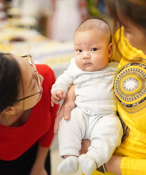 Một em bé khỏe mạnh ra đời từ phương pháp IVF tại Bệnh viện Đa khoa Quốc tế Vinmec