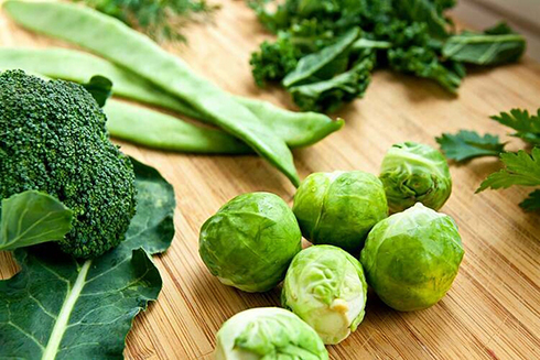 Chất xơ nổi bật có trong rau xanh, là thực phẩm hỗ trợ giảm cân hiệu quả. Ảnh: Scientific American