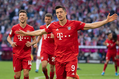 Bayern Munich cần giảm bớt sự phụ thuộc vào Robert Lewandowski