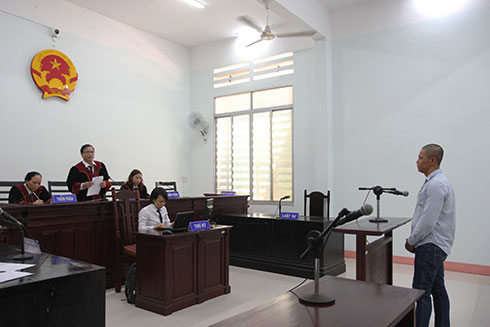 Bị bắt khi quay lại trộm tiếp