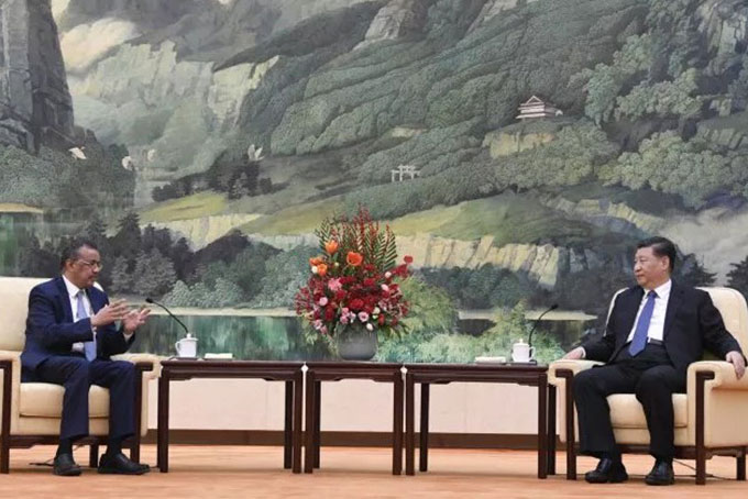 Tổng Giám đốc WHO Tedros Adhanom Ghebreyesus và Chủ tịch Trung Quốc Tập Cận Bình gặp nhau tại Bắc Kinh ngày 28/1. Ảnh: Getty