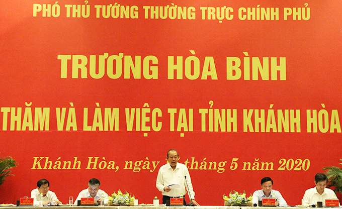 Ông Trương Hòa Bình phát biểu kết luận buổi làm việc với tỉnh Khánh Hòa.