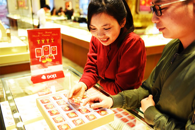 Giá vàng hôm nay 23/5: Bất an bán tháo, giá giảm mạnh