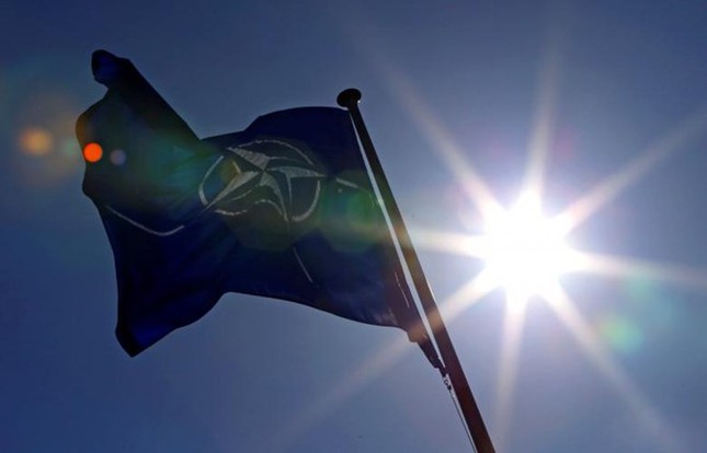 Bất chấp kế hoạch lôi kéo từ chính quyền Tổng thống Trump, các nước thành viên NATO khẳng định sẽ hợp tác với Nga nhằm duy trì Hiệp ước Bầu trời mở. Ảnh: Reuters