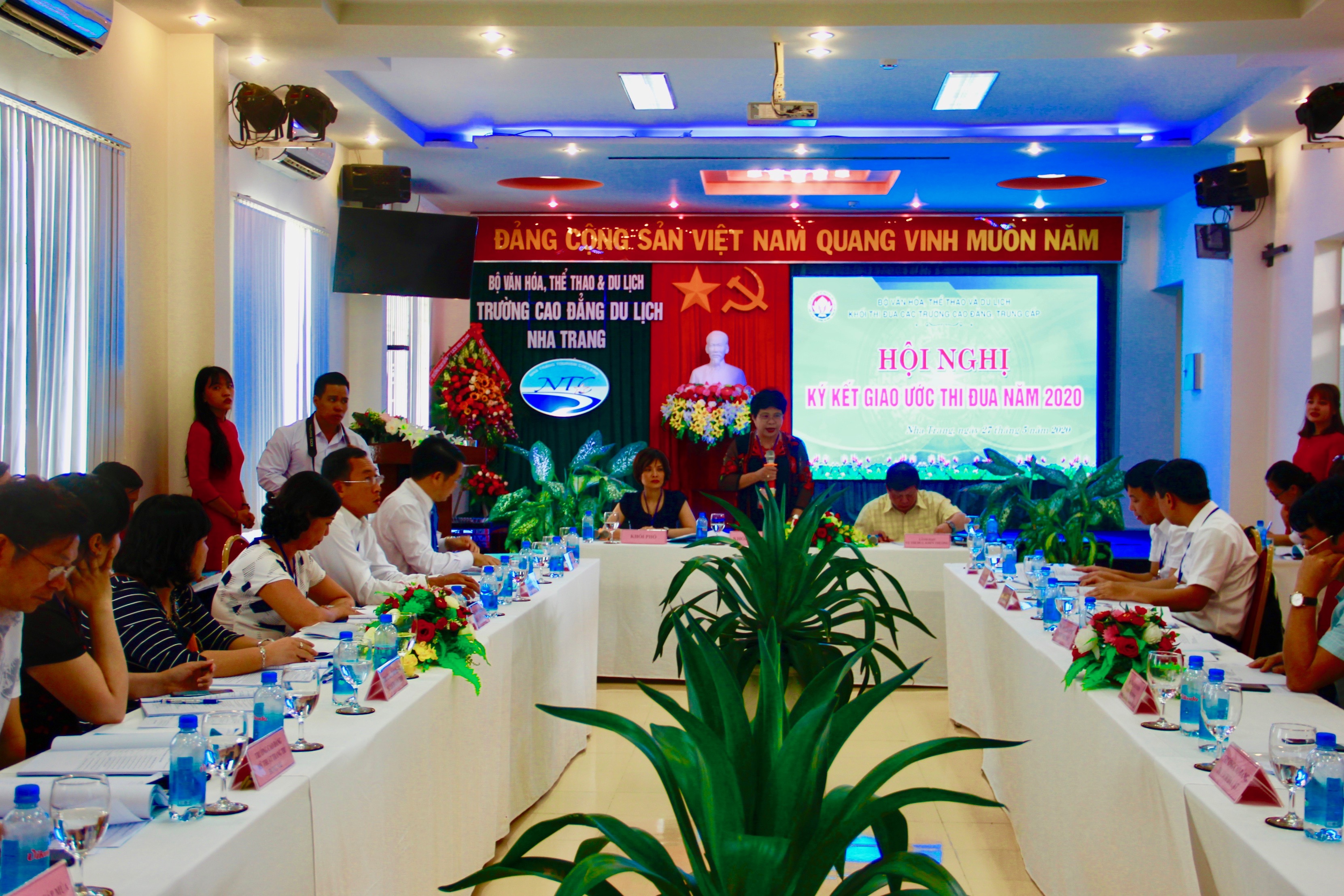 Khối các trường cao đẳng, trung cấp trực thuộc Bộ Văn hóa - Thể thao và Du lịch: Ký kết giao ước thi đua 2020