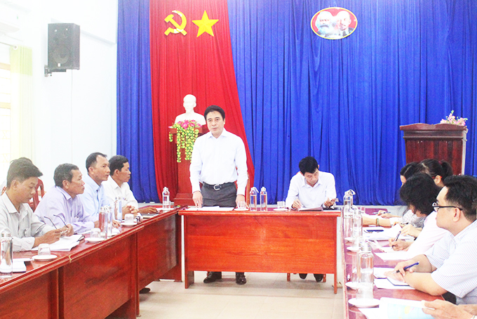 Ông  Nguyễn Khắc Toàn phát biểu chỉ đạo tại buổi làm việc. 