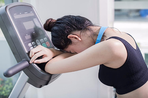 3 biến đổi khó ngờ của cơ thể khi tập luyện quá mức
