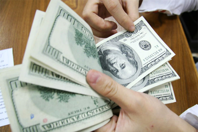 Giá USD ngày 2.6.2020: Lao dốc khi căng thẳng Mỹ - Trung leo thang