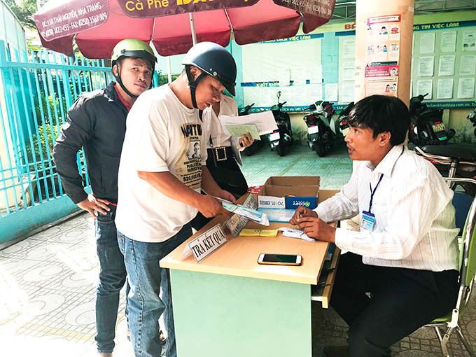 Khó tìm việc làm thời hậu Covid-19