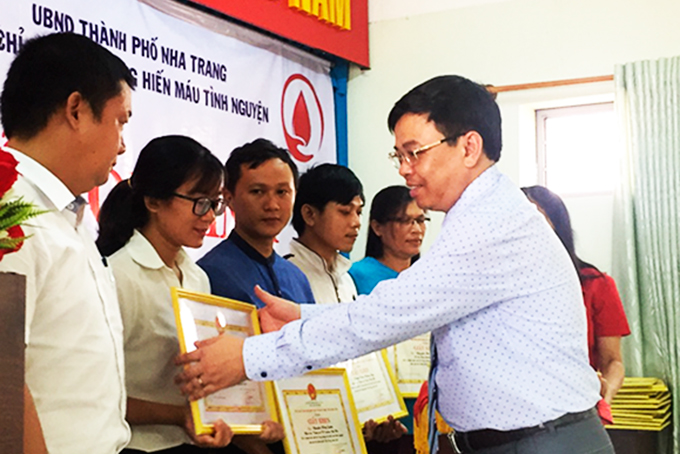 TP. Nha Trang: Tôn vinh người hiến máu tình nguyện