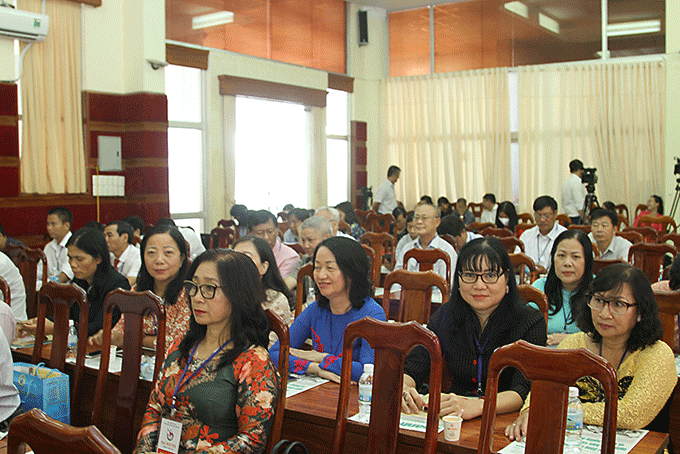 Các hội viên Hội Nhà báo tỉnh Khánh Hòa tham dự đại hội. 