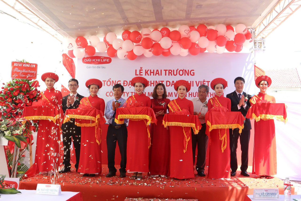 Văn phòng Tổng Đại lý thứ 6 của Dai-ichi Life Việt Nam chính thức được khai trương tại huyện Vạn Ninh, tỉnh Khánh Hòa.