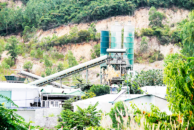 Tăng cường quản lý các trạm trộn bê tông