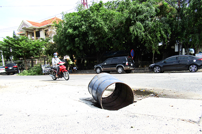 &quot;Bẫy&quot; đầu đường