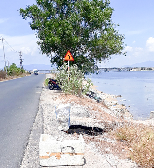 Sẽ xử lý "hố tử thần" trên đại lộ Nguyễn Tất Thành nối dài