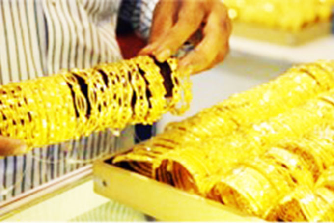 Giá vàng hôm nay 23/6 tăng 'phi mã'