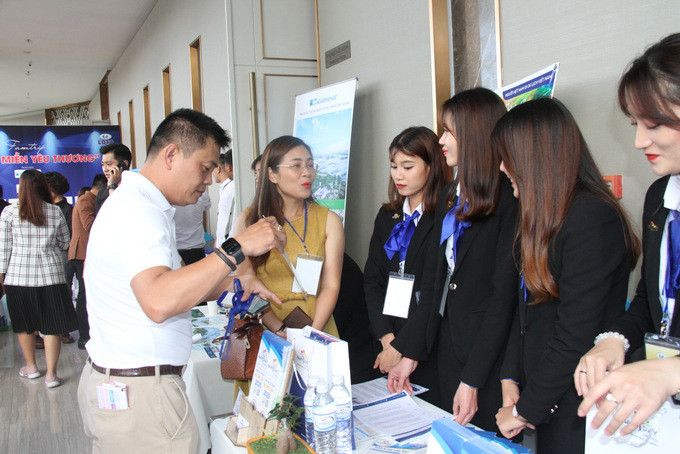 Tourism businesses of Nha Trang City and Lam Dong Province exchange tourism information