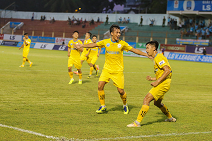 Các cầu thủ Sanna Khánh Hòa - Biển Việt Nam đang thi đấu thăng hoa tại giải hạng Nhất.