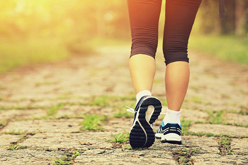 Tập thể dục buổi sáng có thể giúp tinh thần cảm thấy vui vẻ, hạnh phúc hơn. ẢNH MINH HỌA: SHUTTERSTOCK
