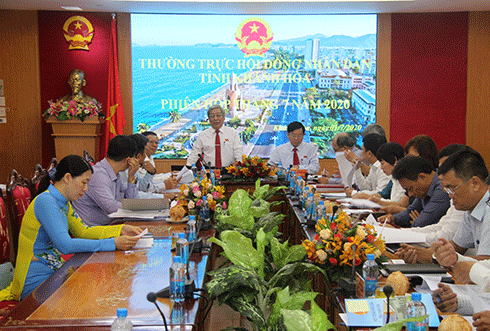 Quang cảnh tại Phiên họp Thường trực HĐND tỉnh tháng 7
