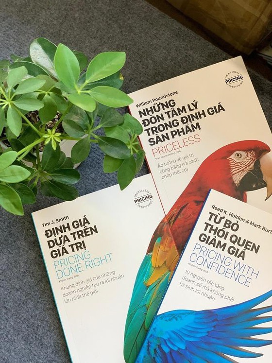 Ra mắt bộ sách về định giá của các chuyên gia kinh tế hàng đầu Hoa Kỳ