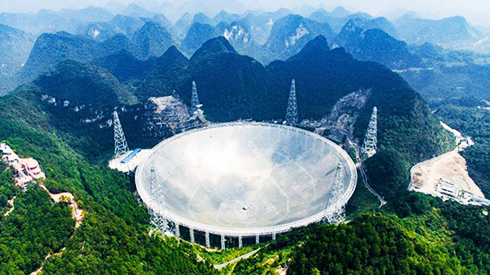   Kính viễn vọng hình cầu khẩu độ 500 mét (FAST) ở Quý Châu