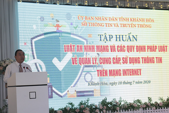 Ông Phạm Duy Lộc - Giám đốc Sở Thông tin và Truyền thông phát biểu khai mạng lớp tập huấn.