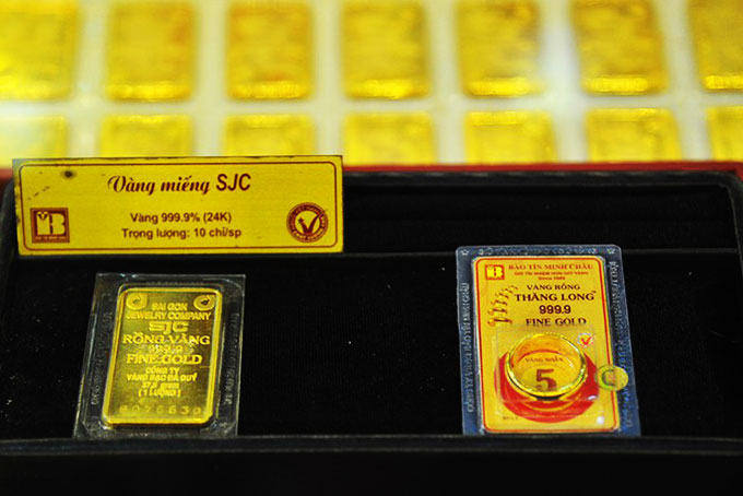 Giá vàng tiến sát mốc 51 triệu đồng/lượng