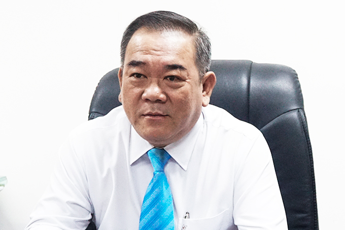 Popularizing basic financial products and services