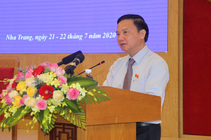 Ông Nguyễn Khắc Định - Ủy viên Trung ương Đảng, Bí thư Tỉnh ủy phát biểu chỉ đạo tại kỳ họp