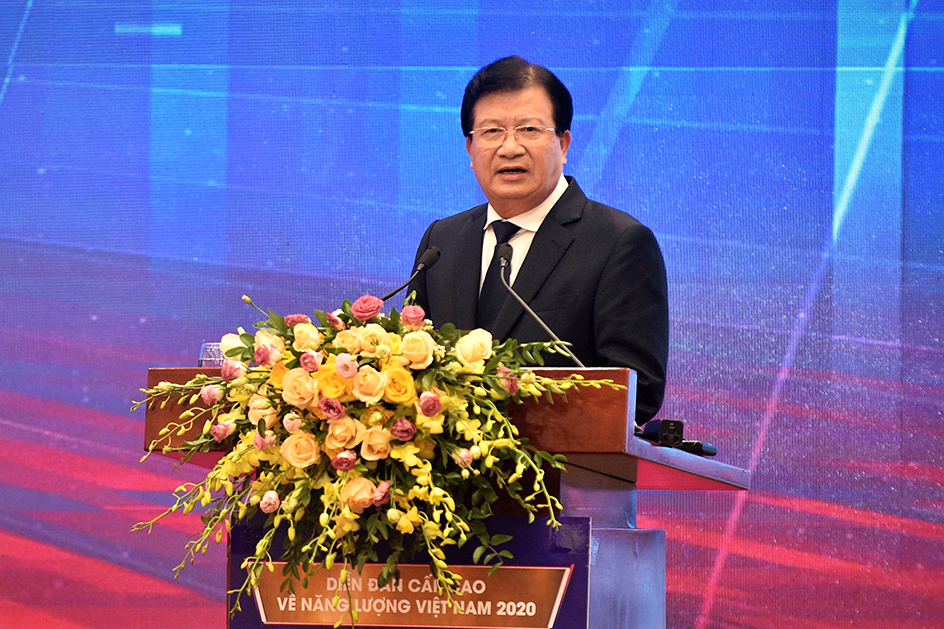 Phó Thủ tướng Trịnh Đình Dũng phát biểu tại diễn đàn. Ảnh: VGP/Nhật Bắc