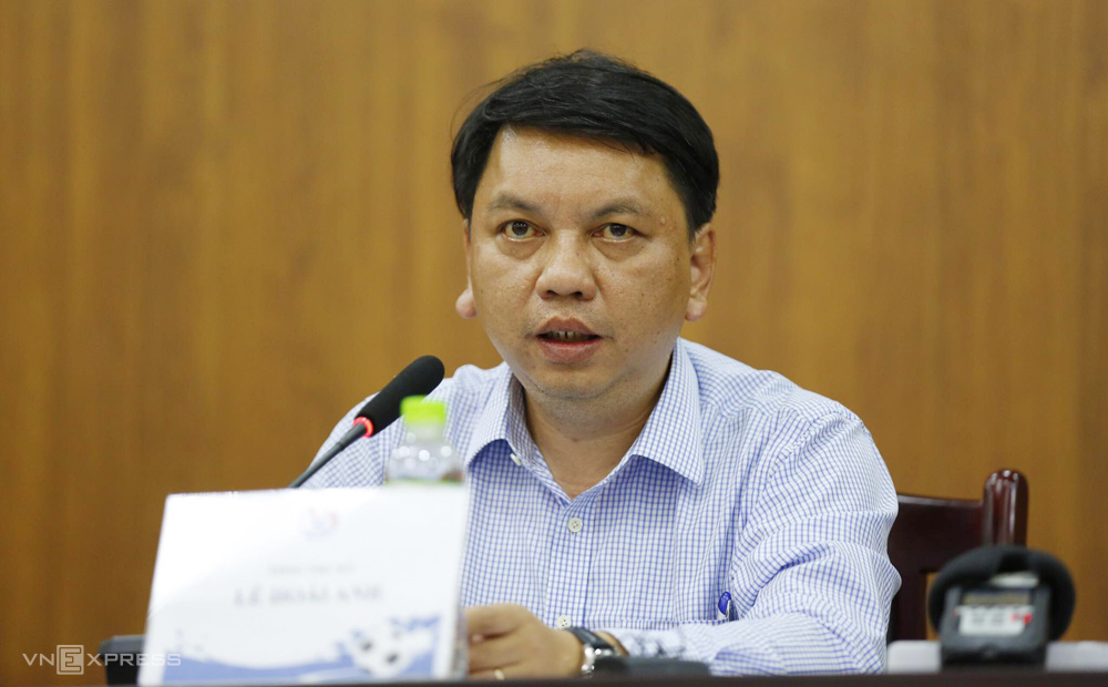 VFF sẽ phạt nặng cầu thủ phản ứng trọng tài