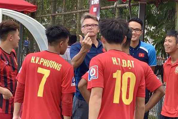 4 cầu thủ HAGL JMG được gọi bổ sung lên U19 Việt Nam