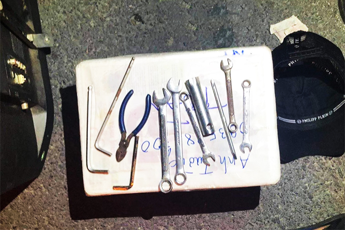 Ngựa quen đường cũ